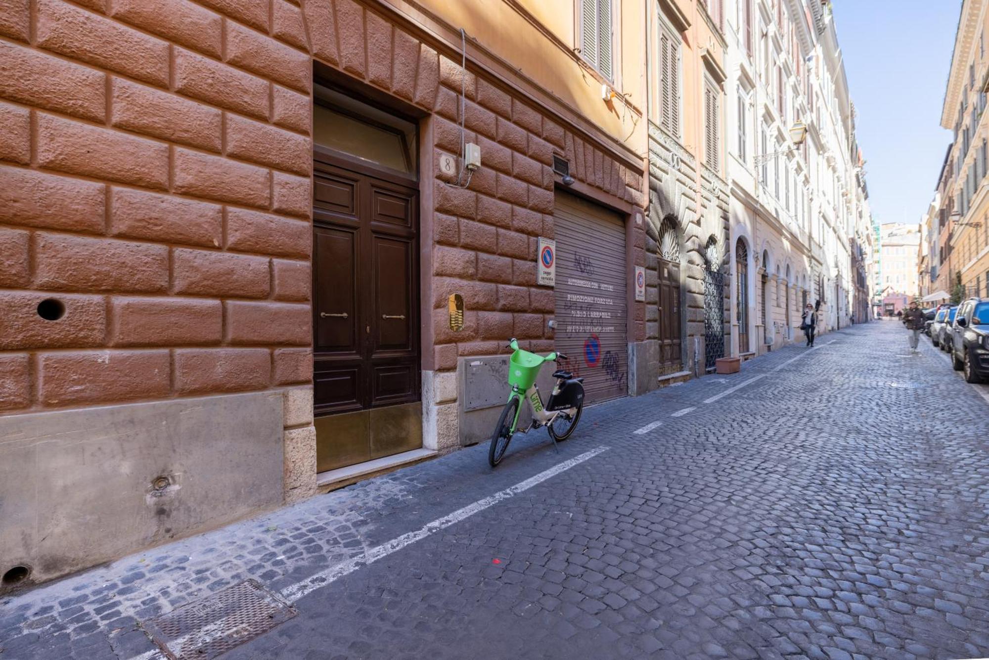 Lovely Studio Apartment - Capocci Roma Exterior foto